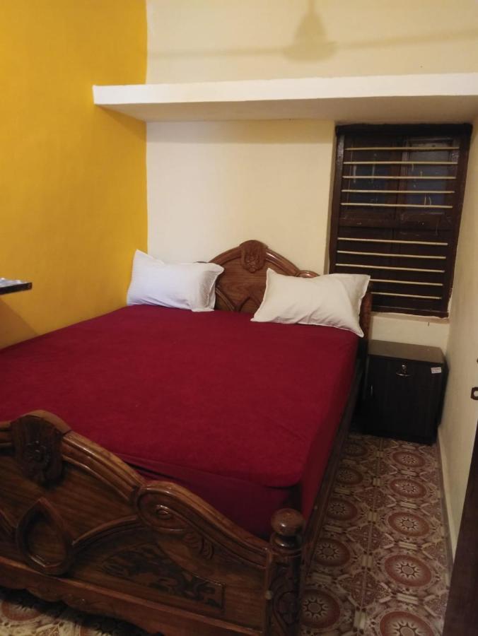 Nks Homestay Pondicherry Eksteriør bilde