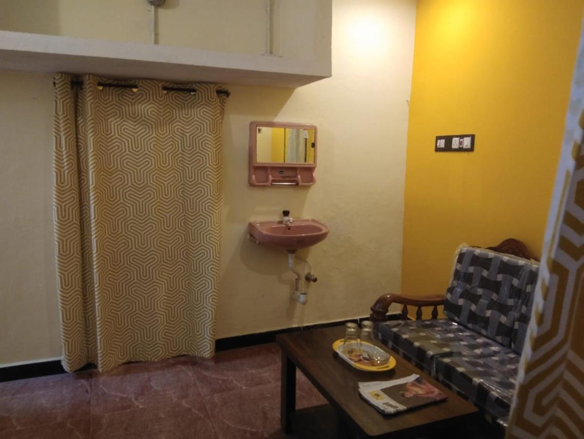 Nks Homestay Pondicherry Eksteriør bilde
